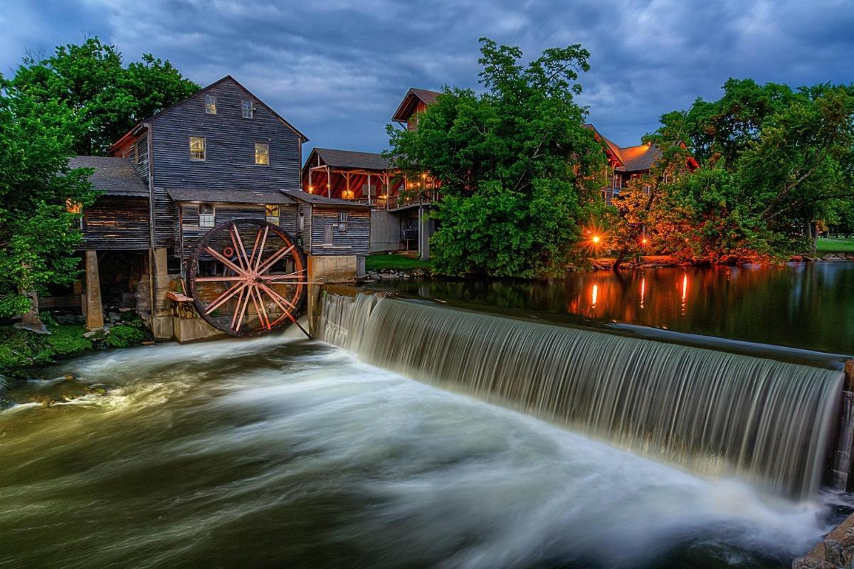Key Lime Pie, Hot Tub,Wifi, 1089 Free Tickets Each Paid Day, Dollywood And More Гатлінбург Екстер'єр фото